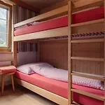 Hostel Lehmann's