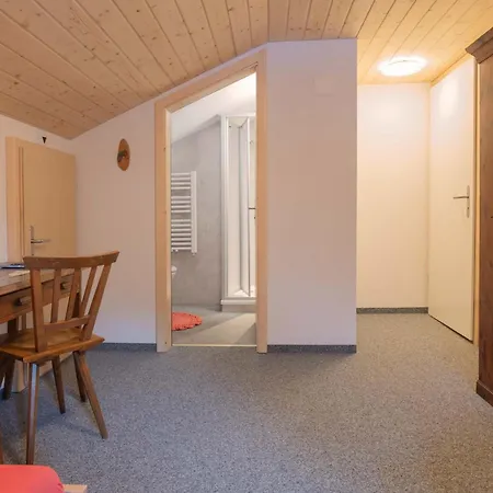 Lehmann's Hostel *