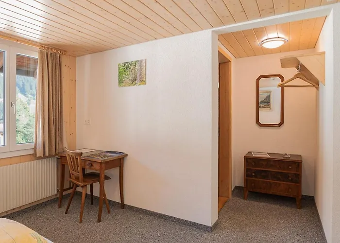 Lehmann'S Herberge Hostel